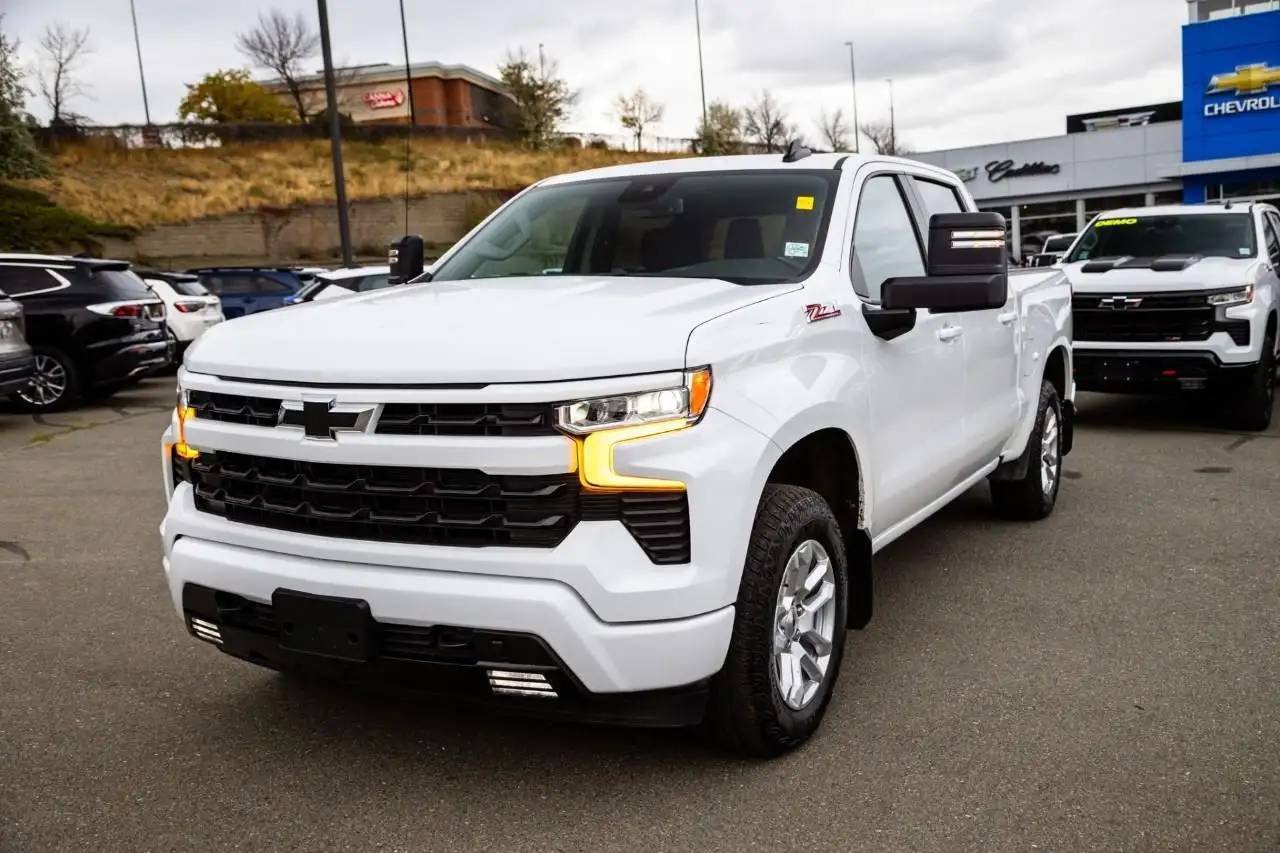 Chevrolet Silverado 1500 - Image 5