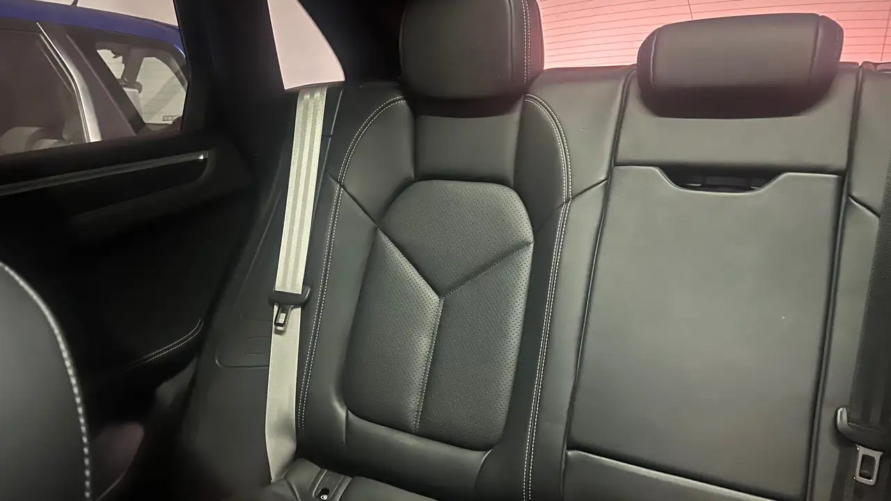 Porsche Macan - Image 5