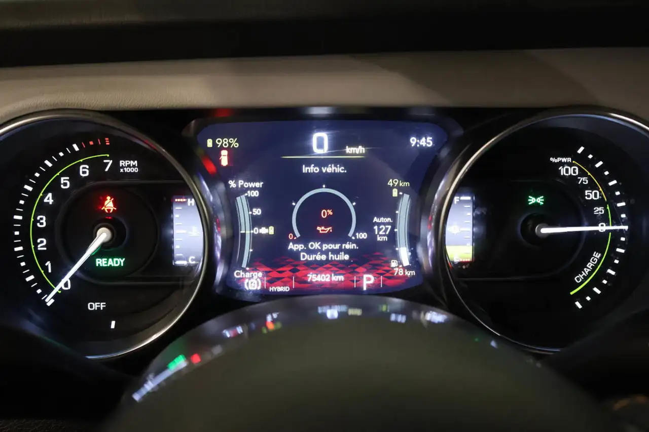 Jeep Wrangler - Image 18