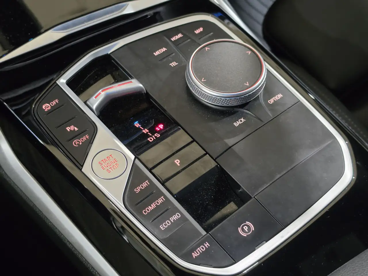 BMW 3 Series - Image 30