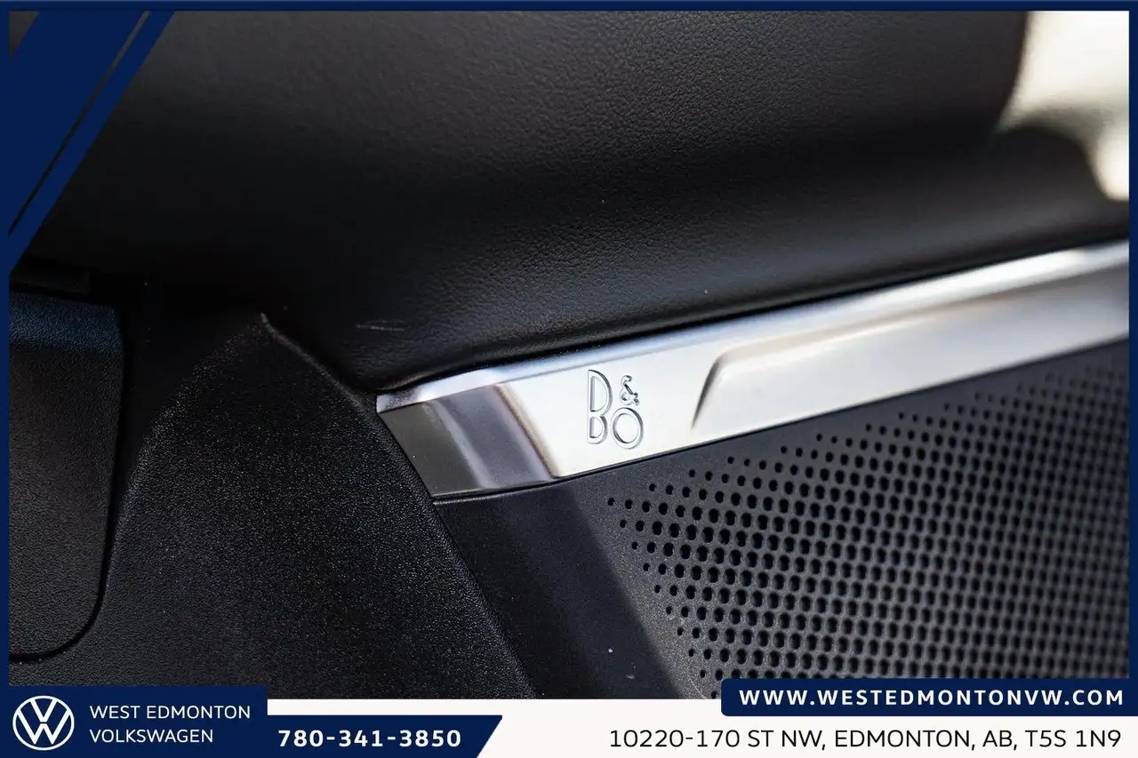 Ford Expedition - Image 17