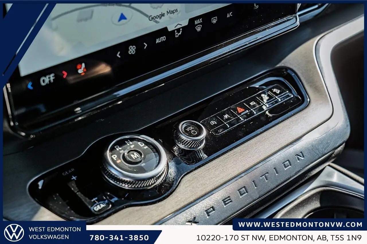Ford Expedition - Image 14