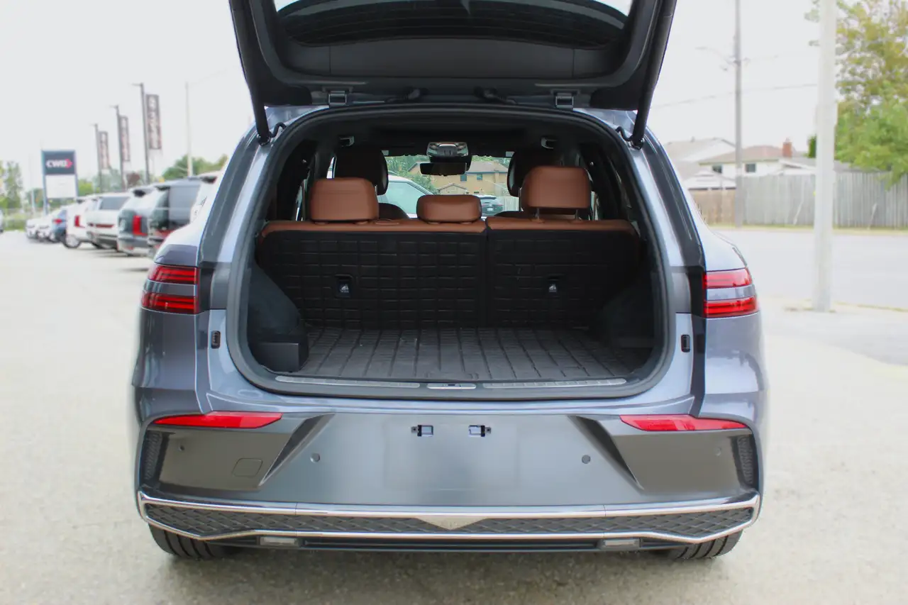Genesis GV70 - Image 5