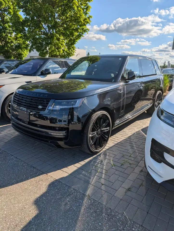 Land Rover Range Rover - Image 1