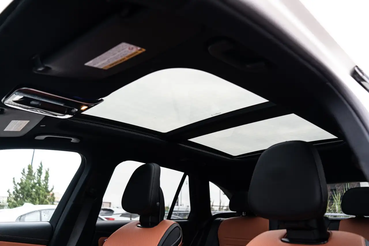 Mercedes-Benz GLC - Image 11