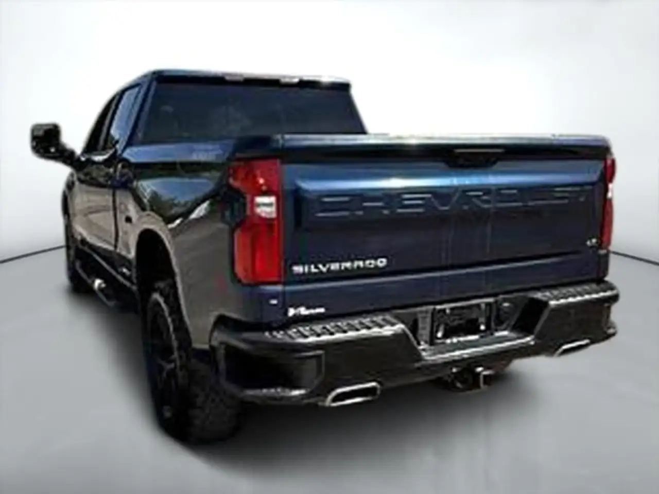 Chevrolet Silverado 1500 - Image 5