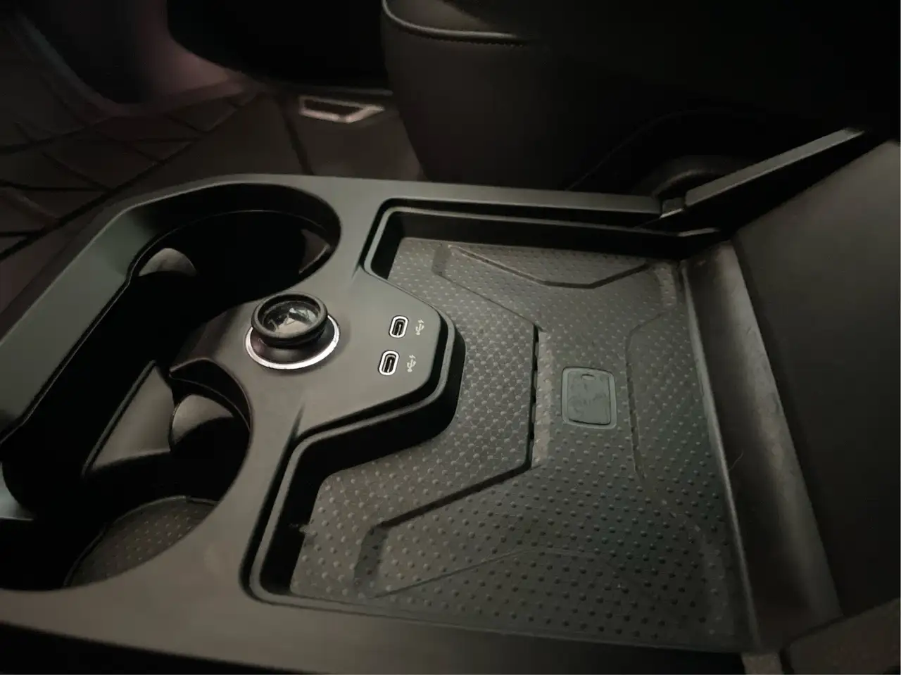 BMW iX - Image 34