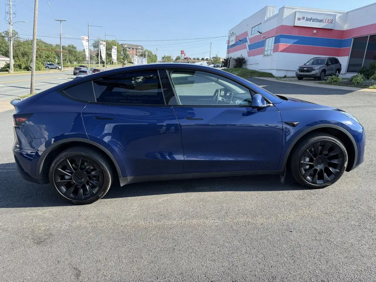 Tesla Model Y - Image 16