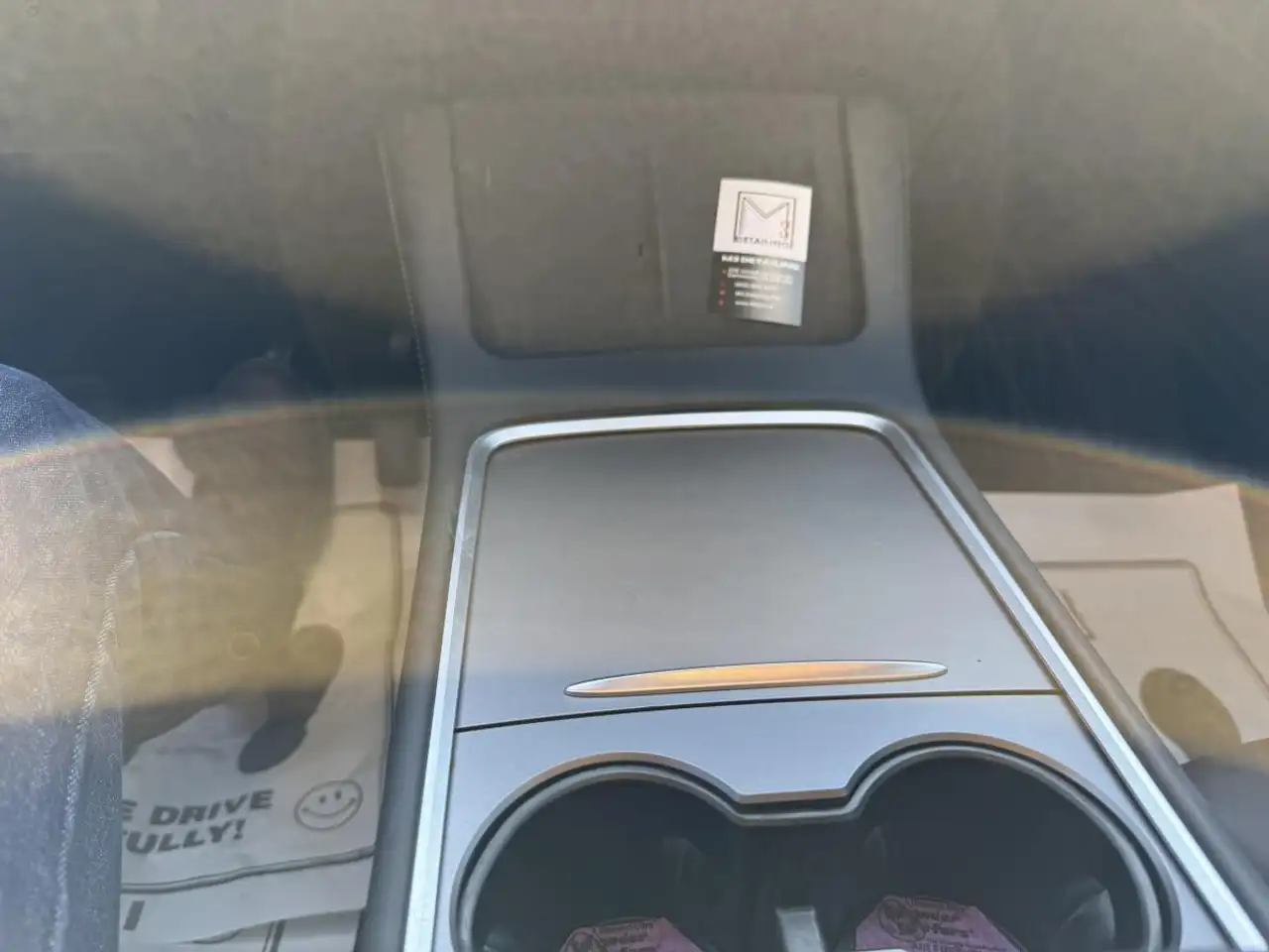 Tesla Model Y - Image 11