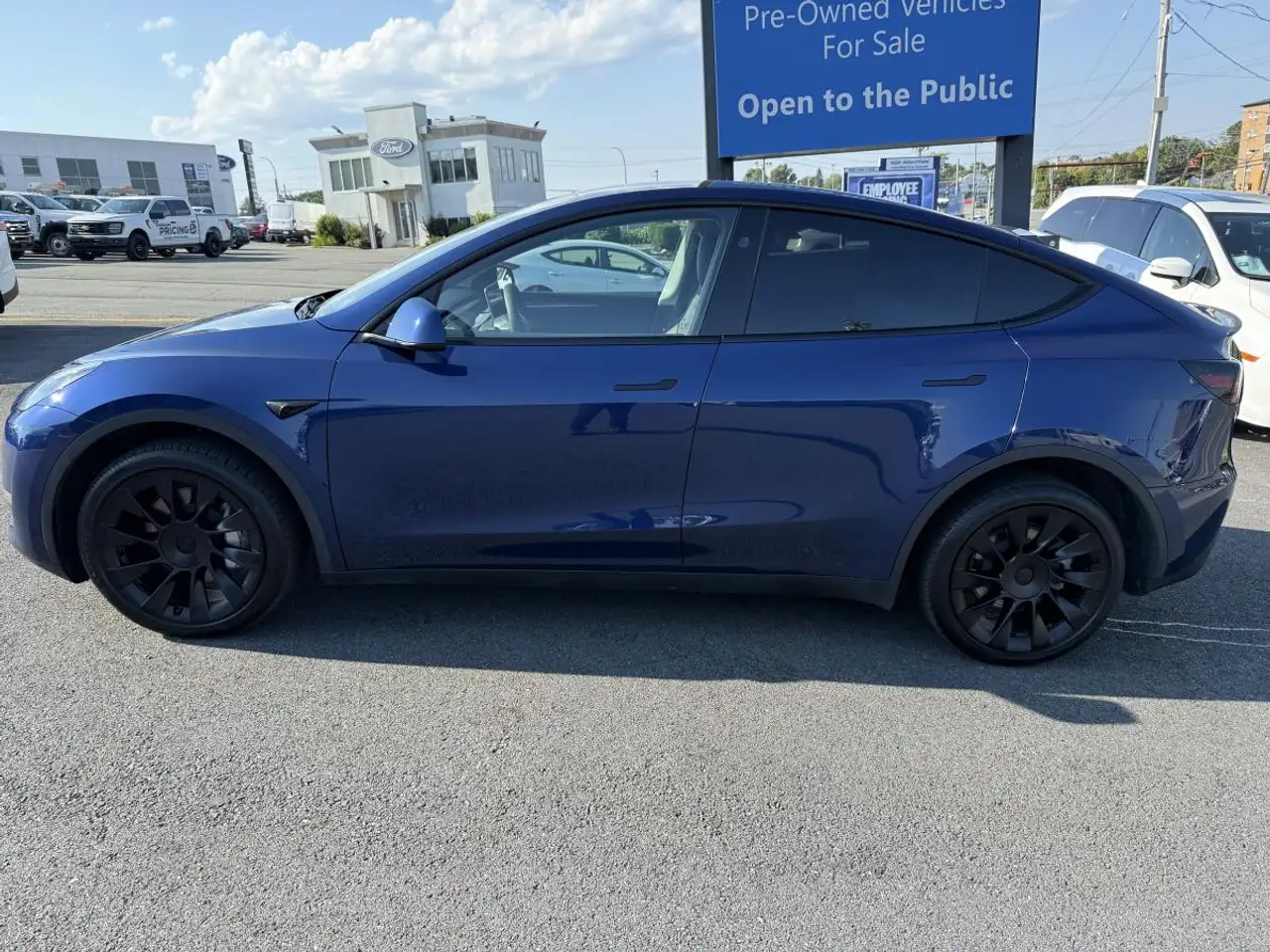 Tesla Model Y - Image 12