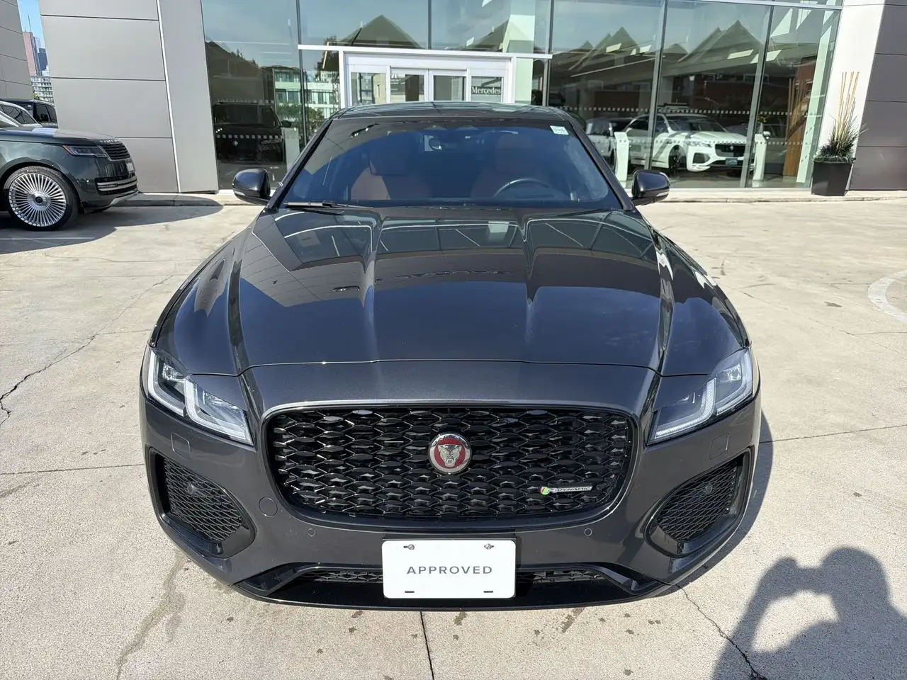 Jaguar XF - Image 3