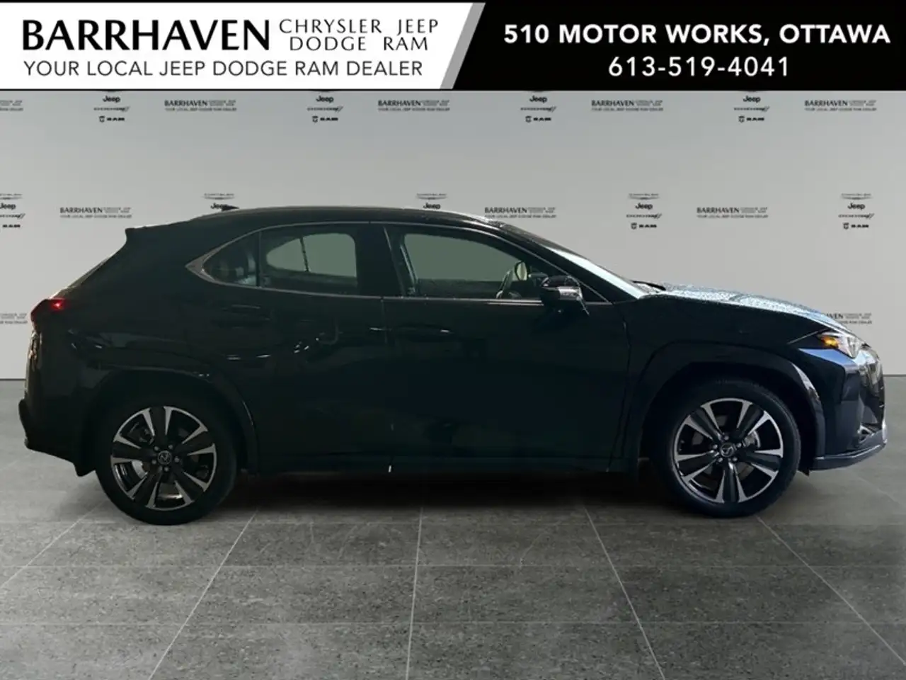 Lexus UX 300h - Image 5