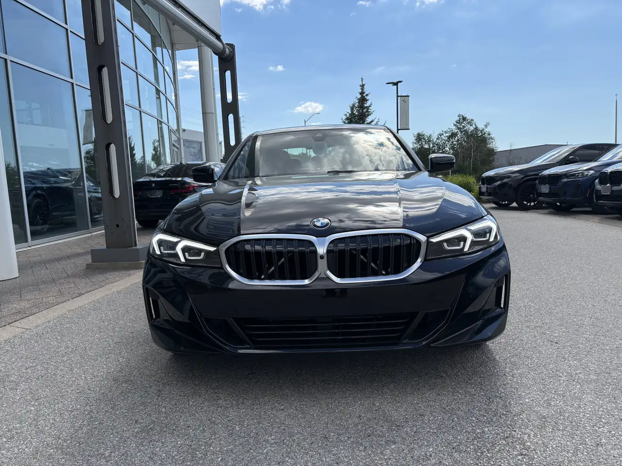 BMW 3 Series - Image 2