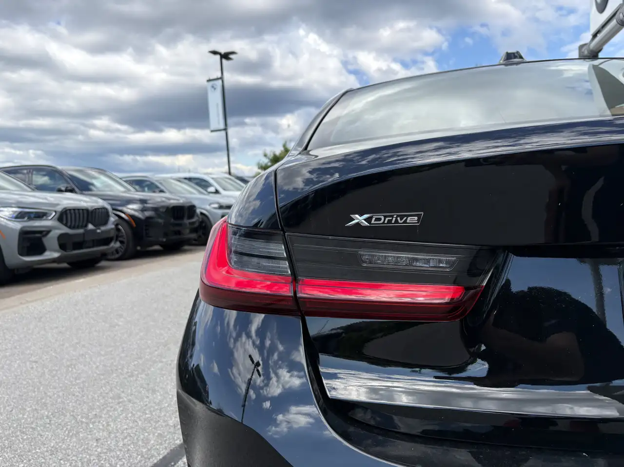 BMW 3 Series - Image 9