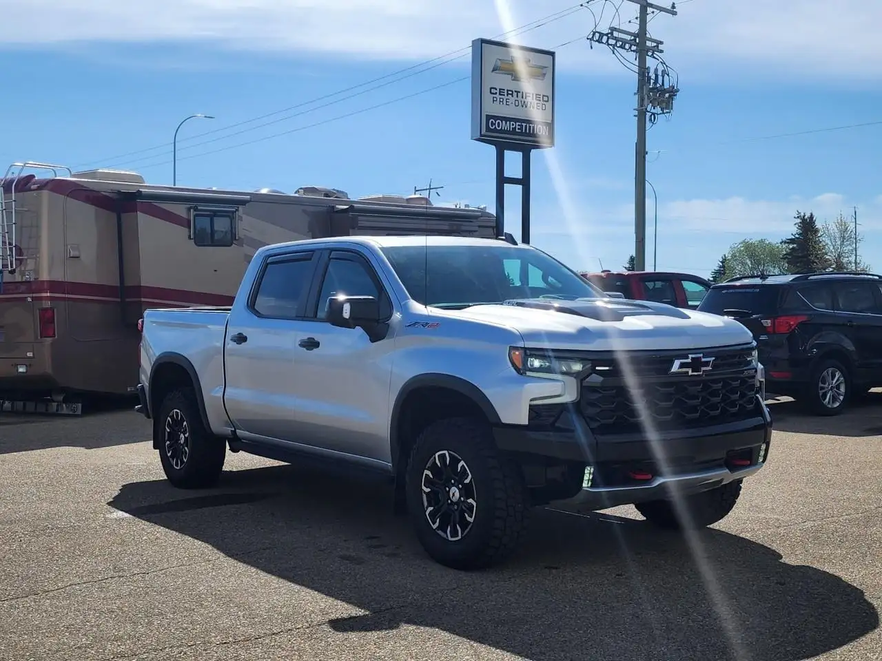 Chevrolet Silverado 1500 - Image 24