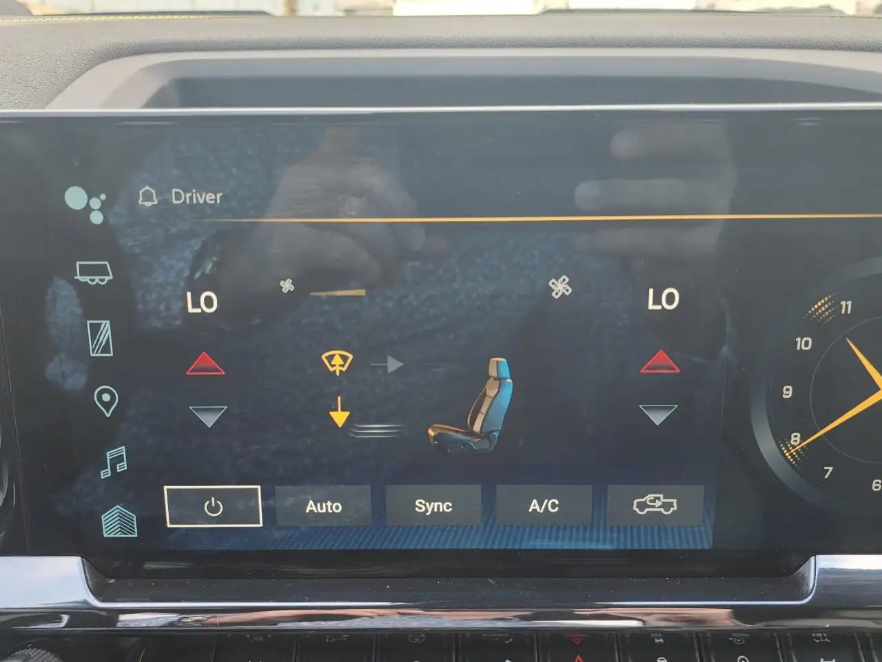 Chevrolet Silverado 1500 - Image 36