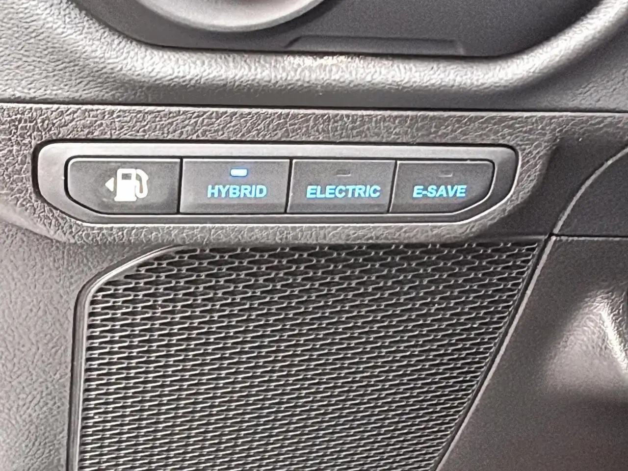 Jeep Wrangler - Image 32