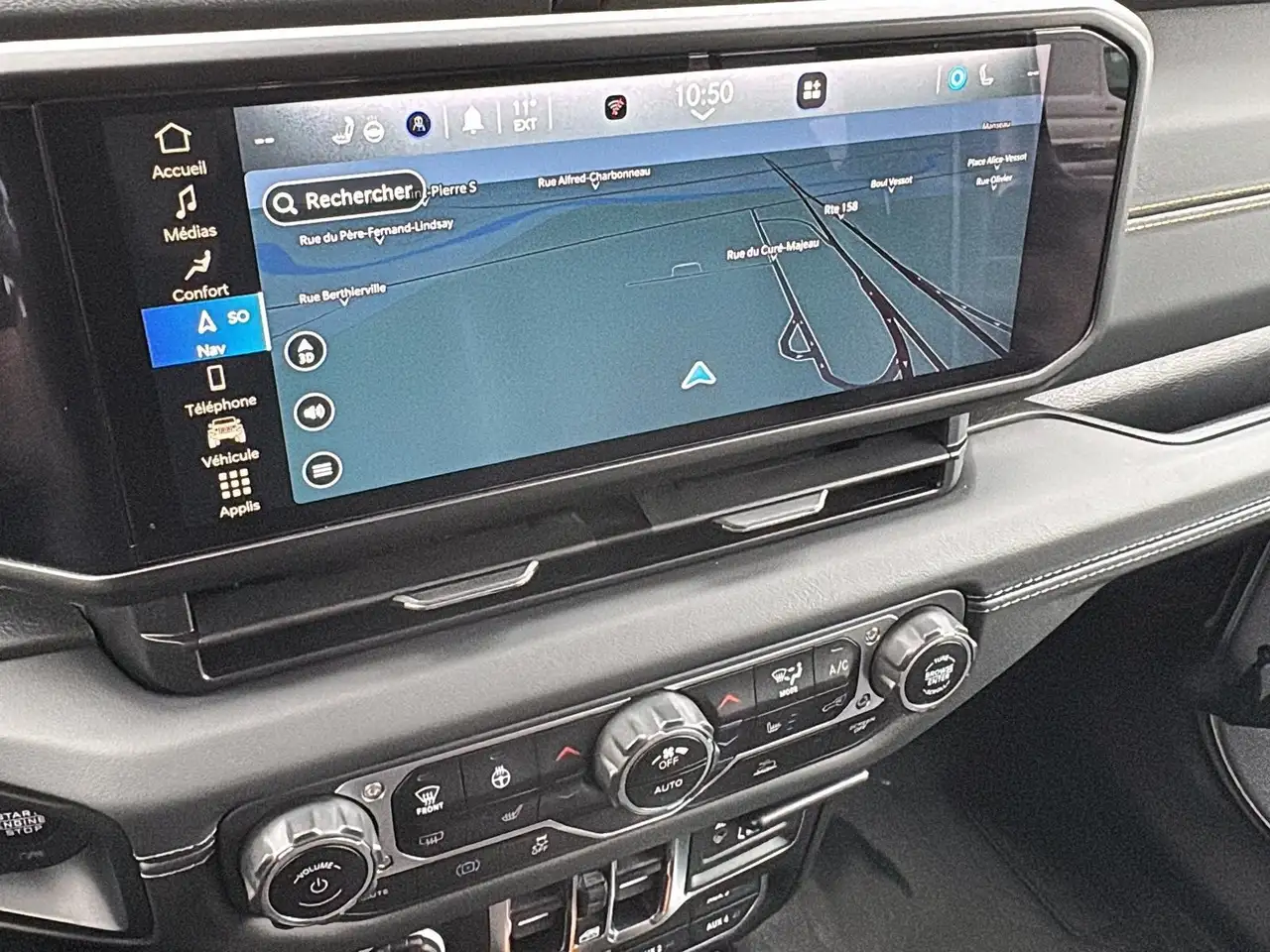 Jeep Wrangler - Image 22