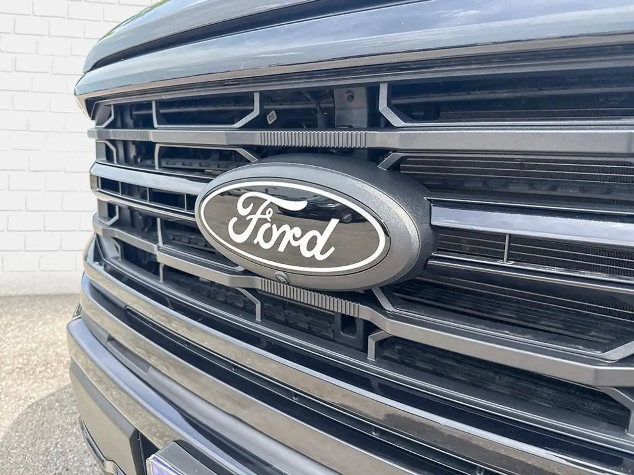 Ford F-150 - Image 13