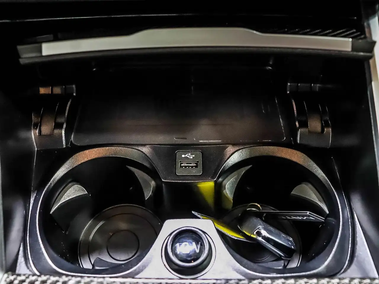 BMW 3 Series - Image 31