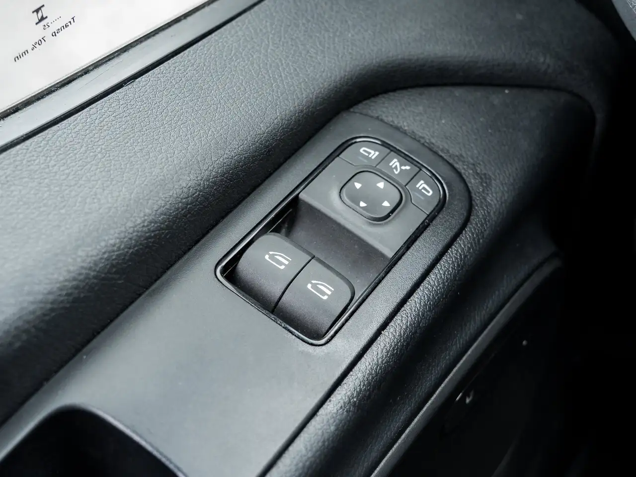 Mercedes-Benz Sprinter - Image 14