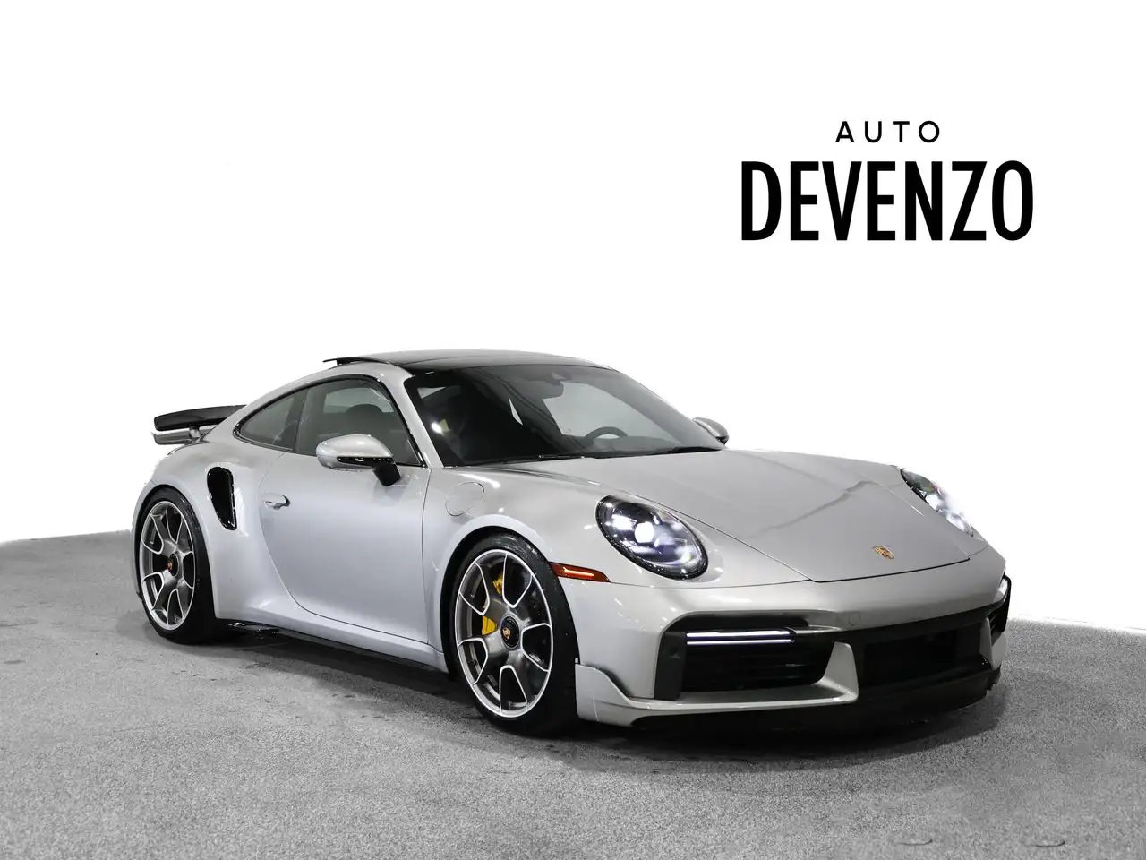 Porsche 911 - Image 2