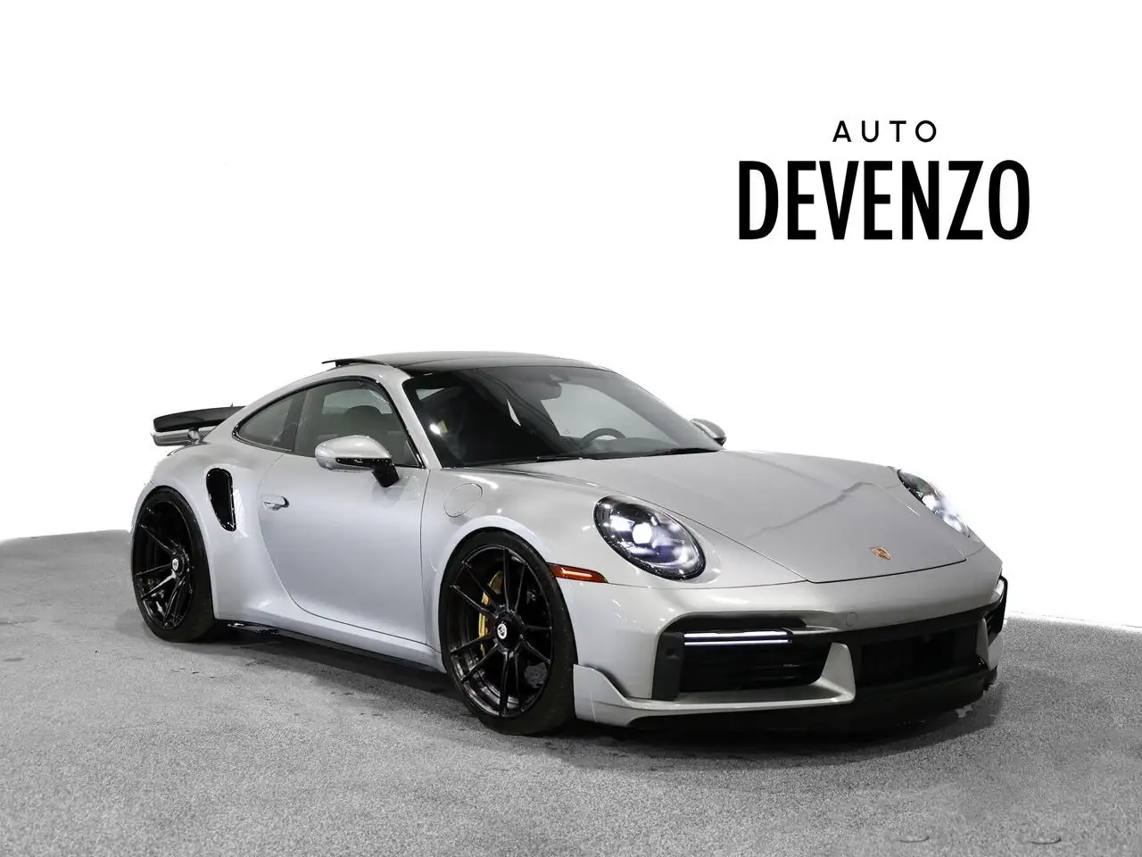 Porsche 911 - Image 1