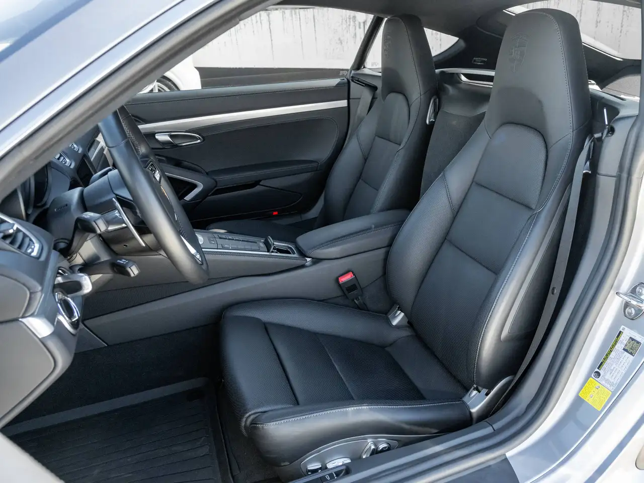 Porsche 718 Cayman - Image 16