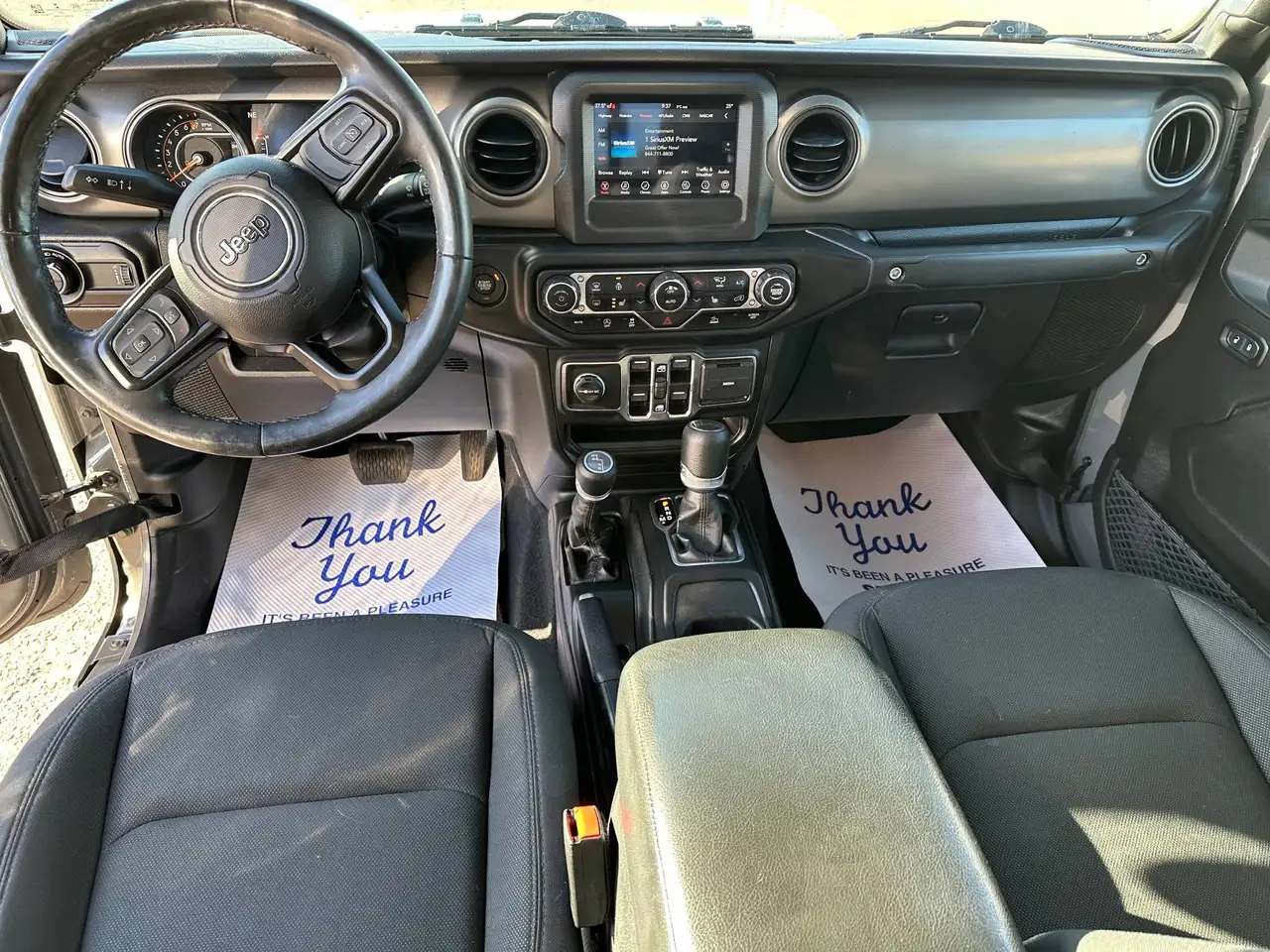 Jeep Gladiator - Image 14