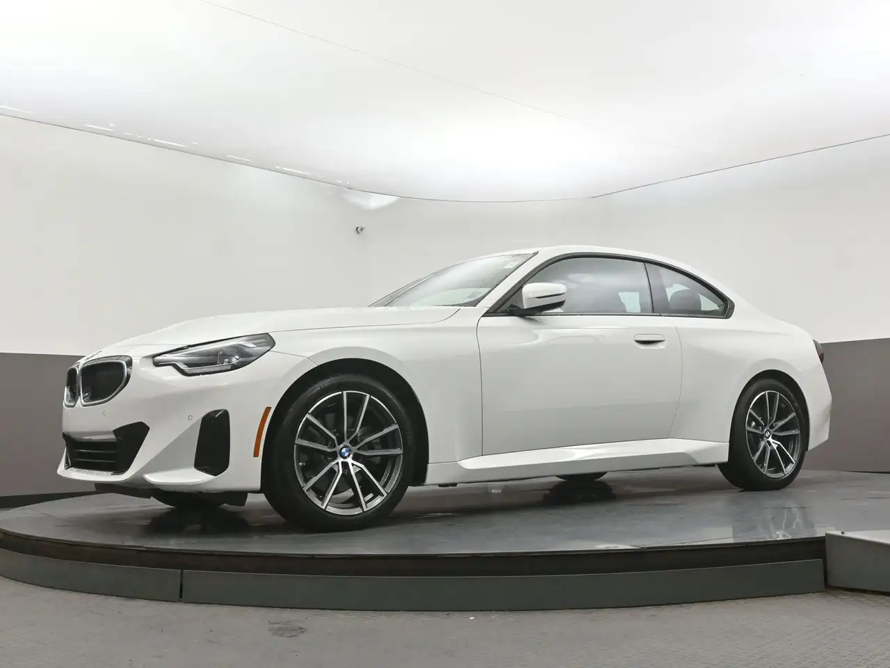 BMW 2 Series - Image 39
