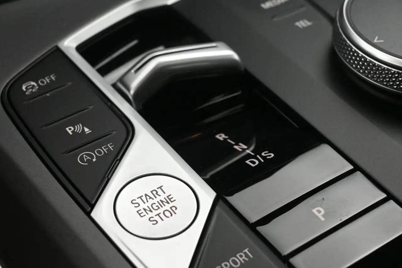 BMW 2 Series - Image 8