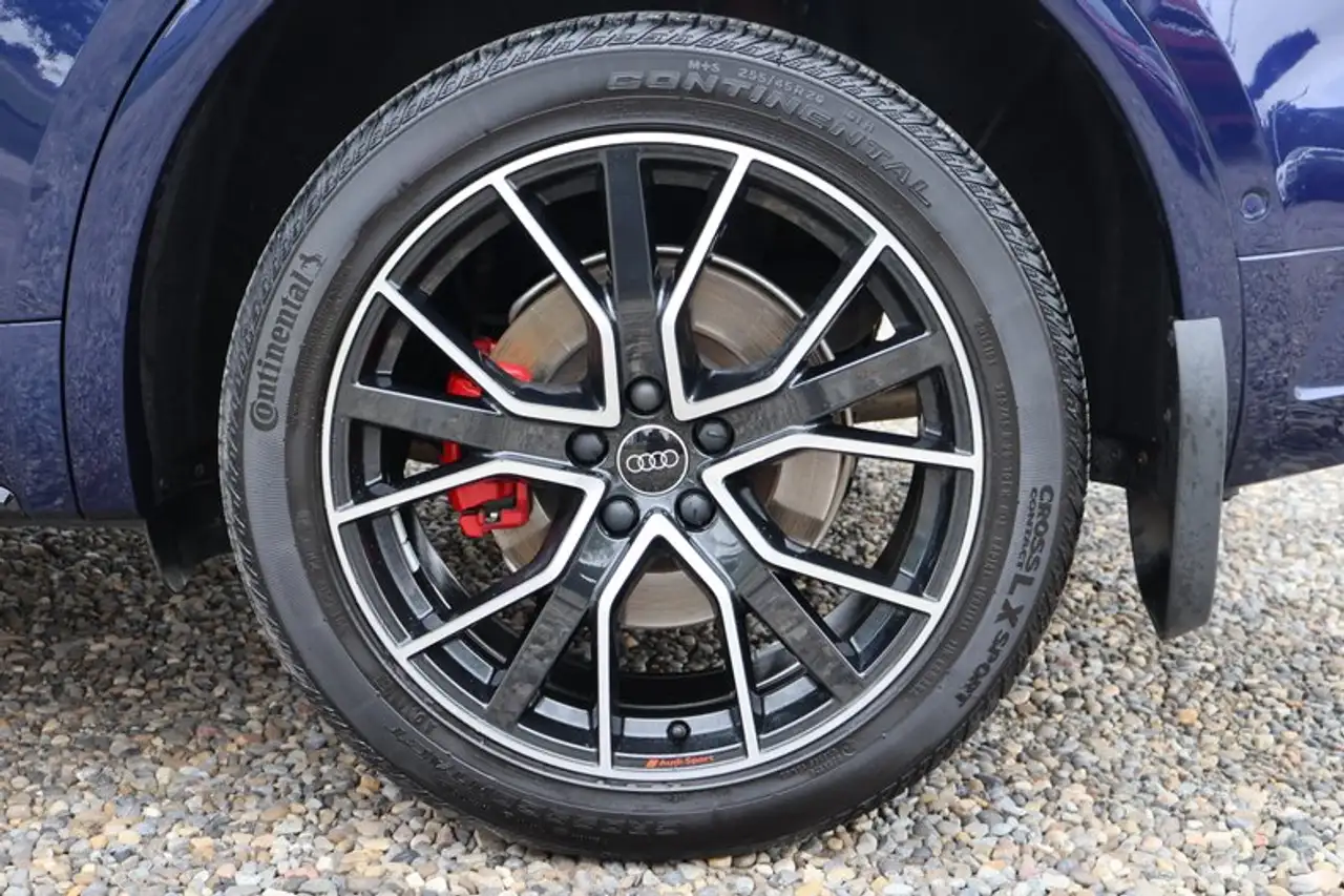 Audi Q5 - Image 12