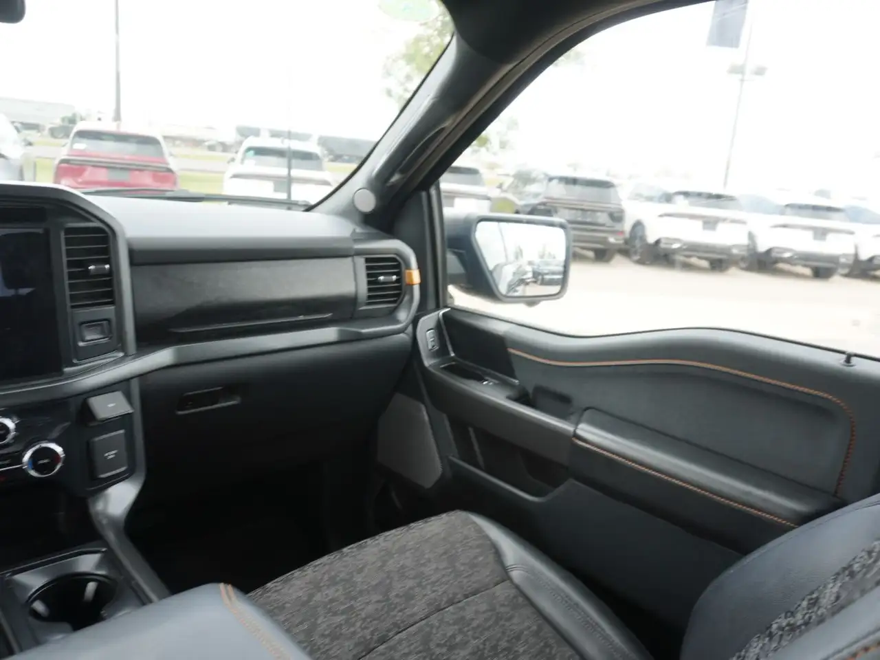 Ford F-150 - Image 11