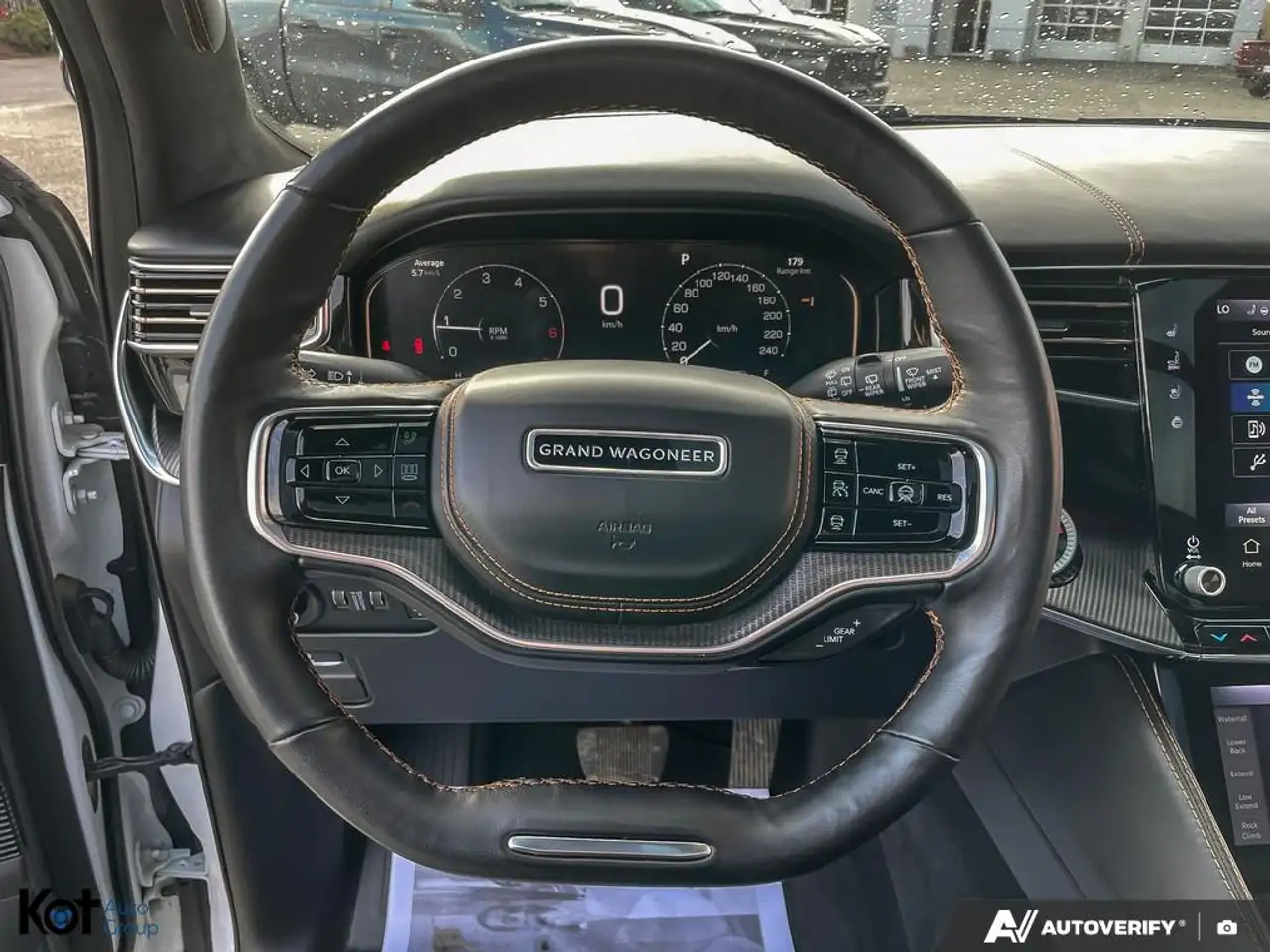 Jeep Grand Wagoneer - Image 13