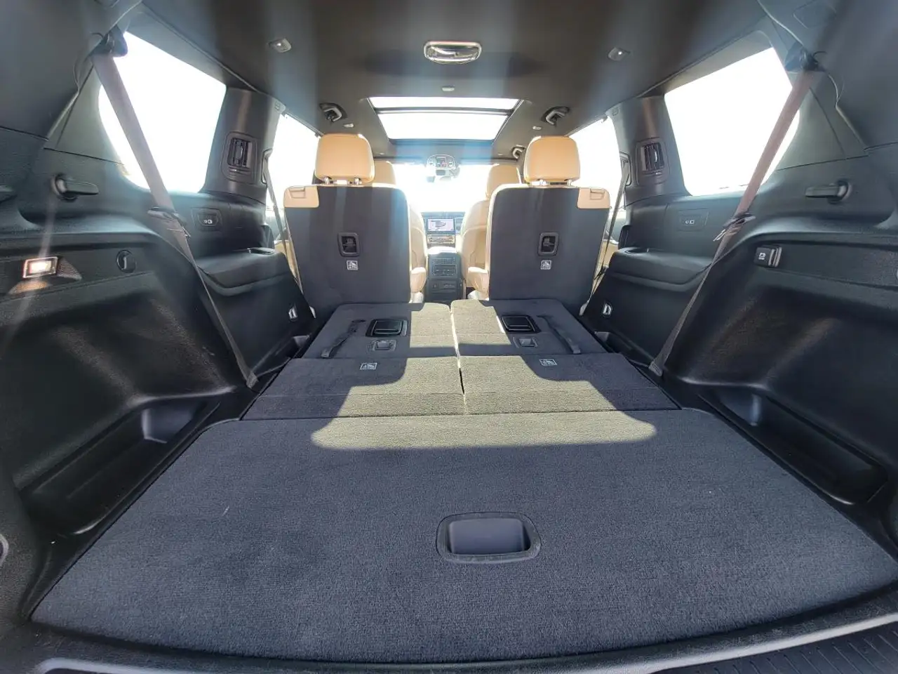 Jeep Grand Cherokee - Image 19