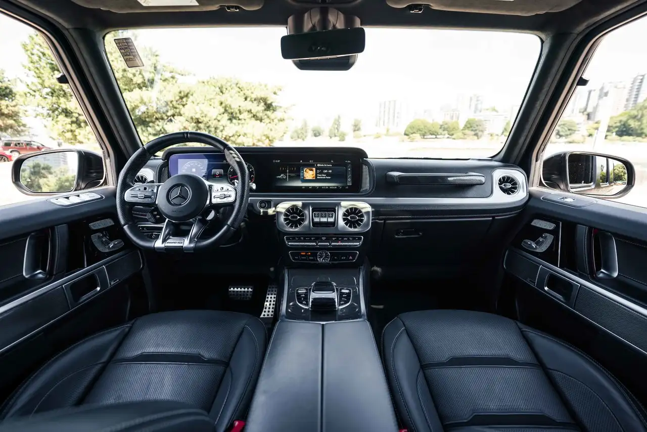 Mercedes-Benz G-Class - Image 10