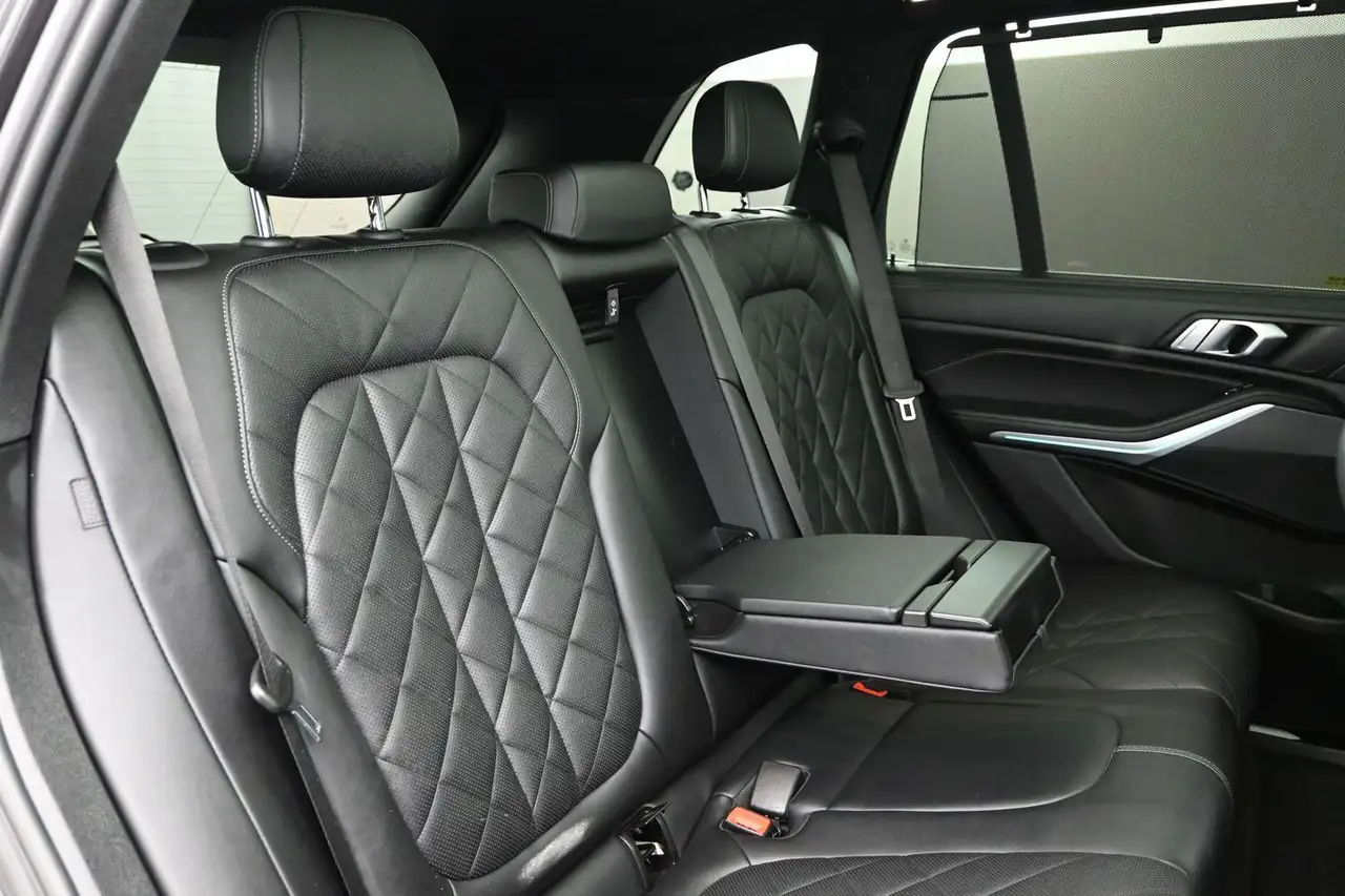 BMW X5 - Image 25