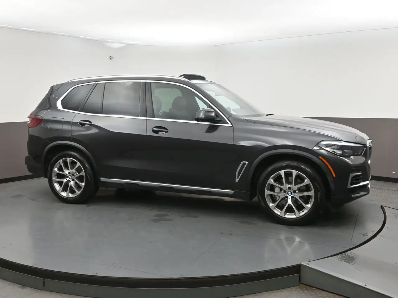 BMW X5 - Image 39