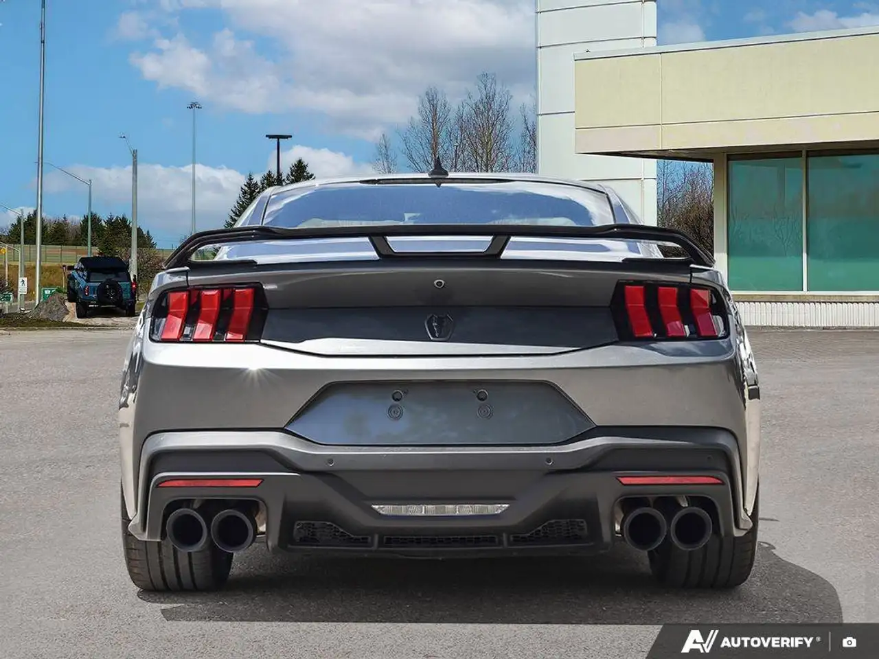 Ford Mustang - Image 7