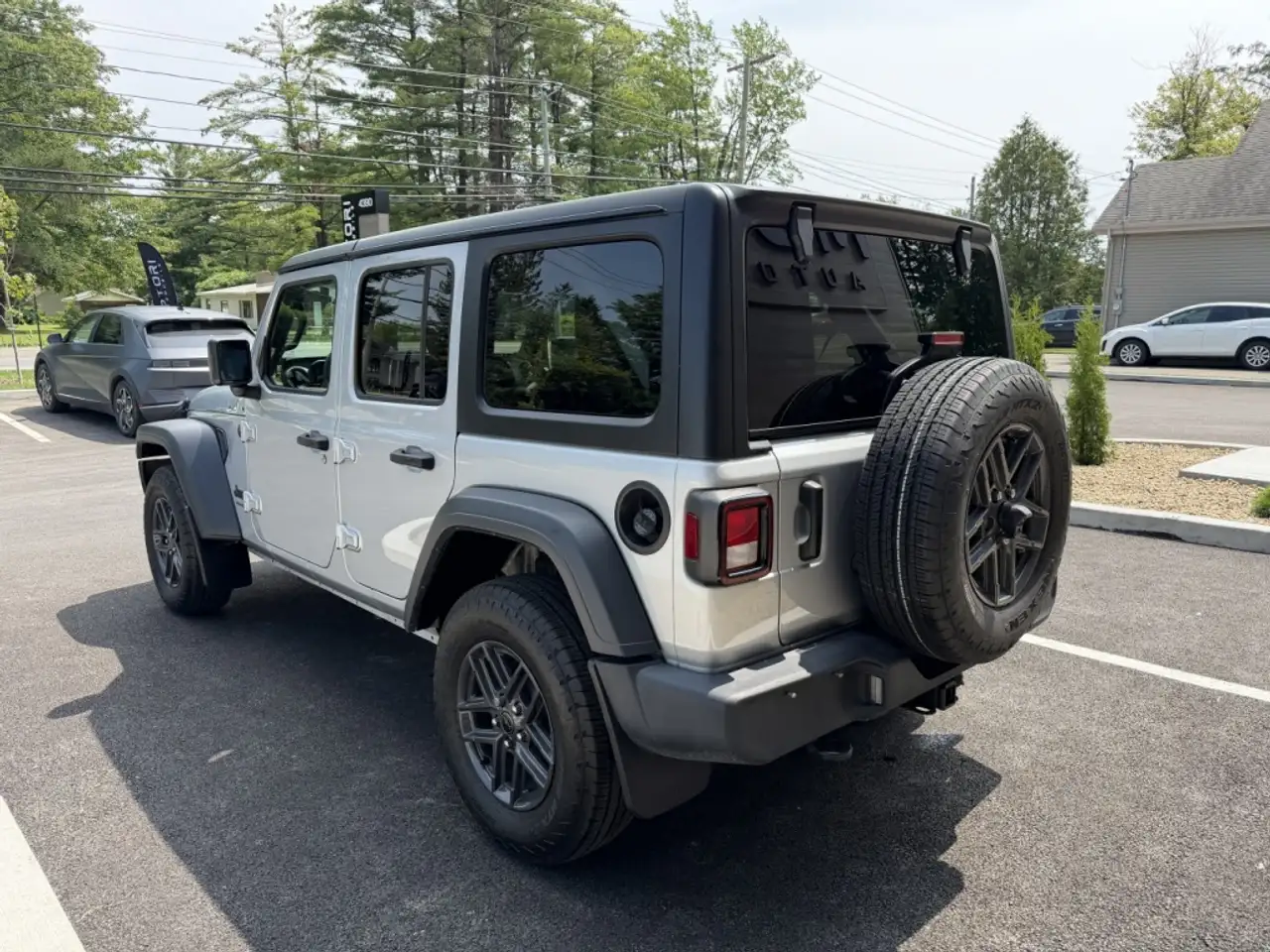 Jeep Wrangler - Image 7