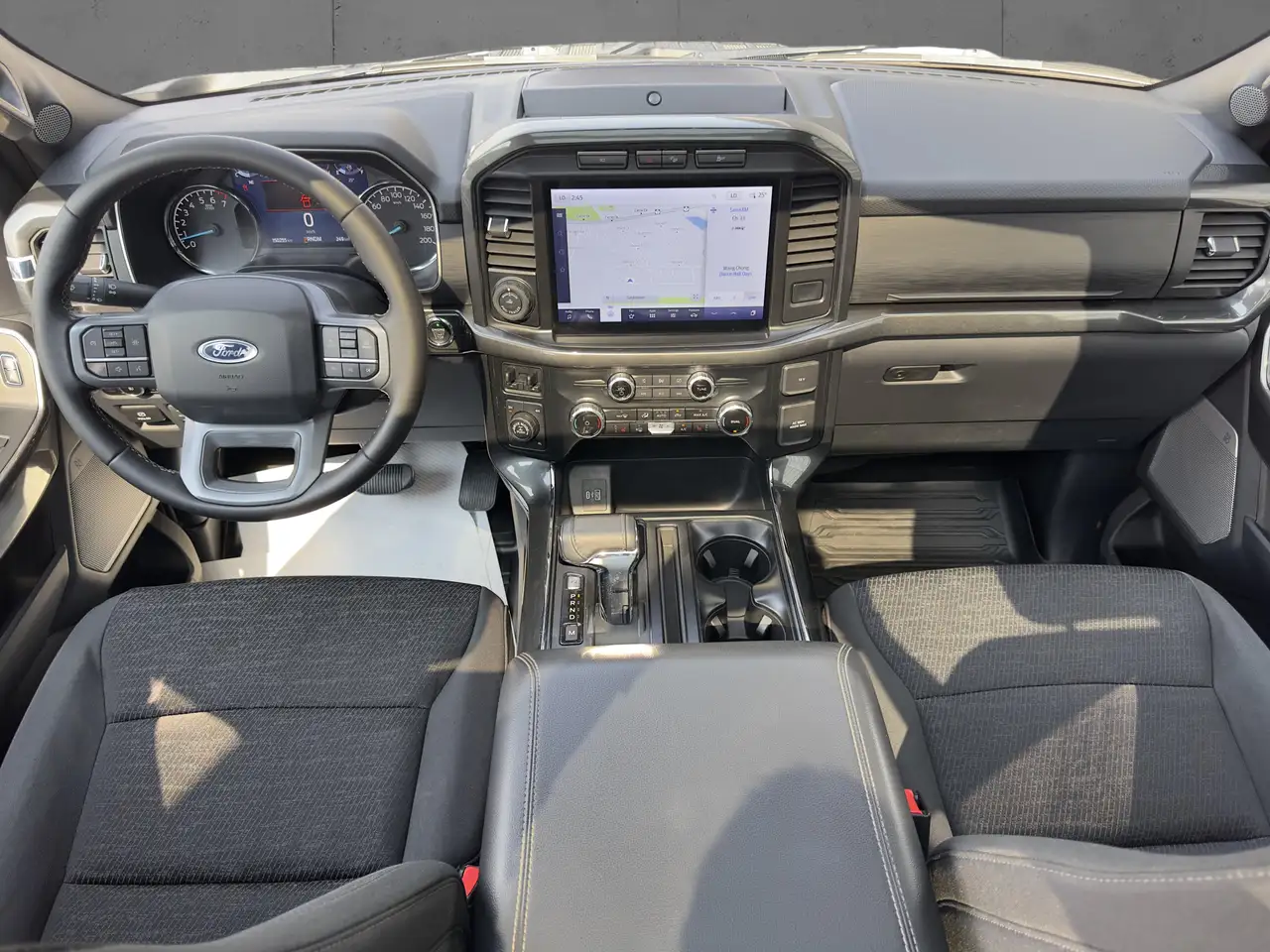 Ford F-150 - Image 10