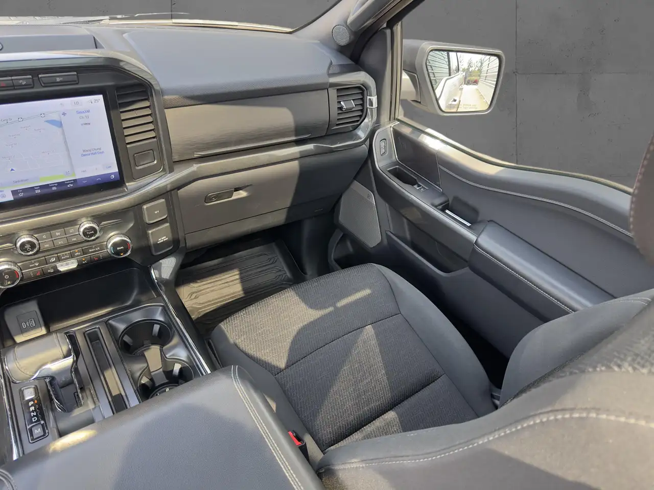 Ford F-150 - Image 11