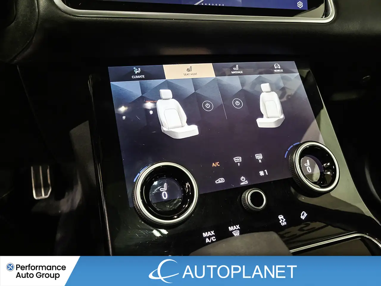 Land Rover Range Rover Velar - Image 38