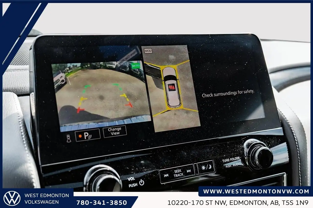 Infiniti QX80 - Image 23
