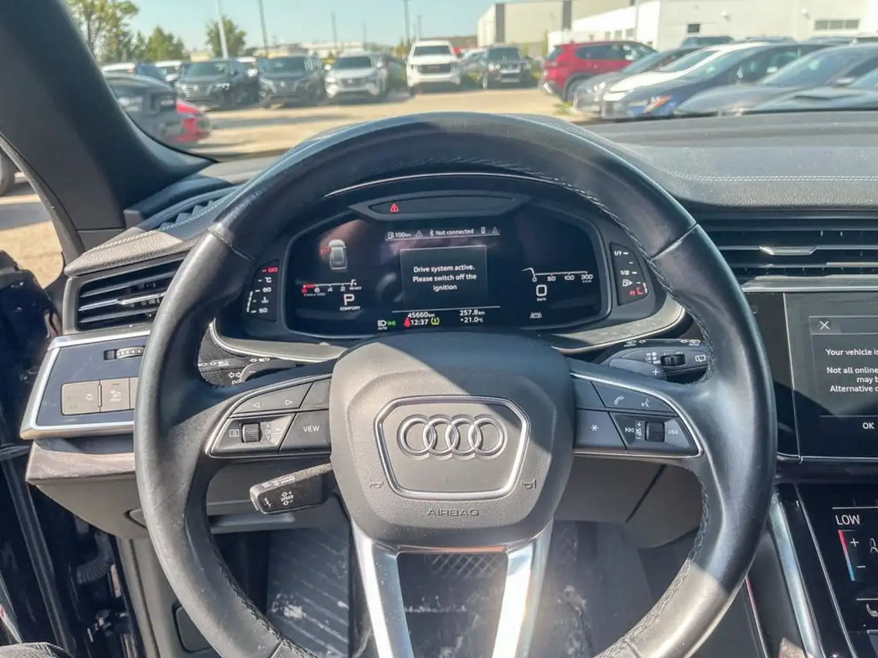 Audi Q8 - Image 13