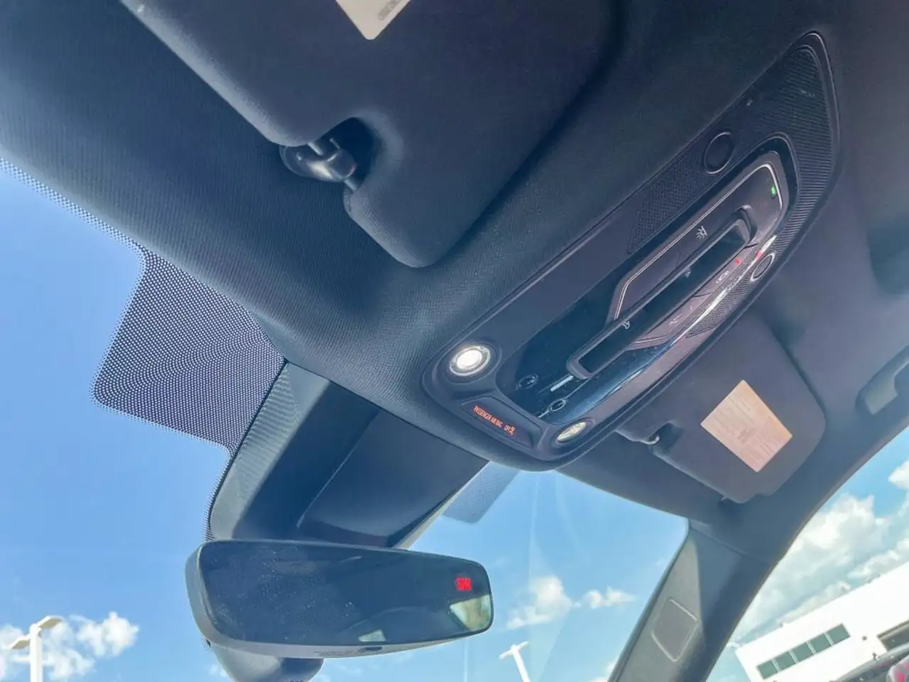 Audi Q8 - Image 20