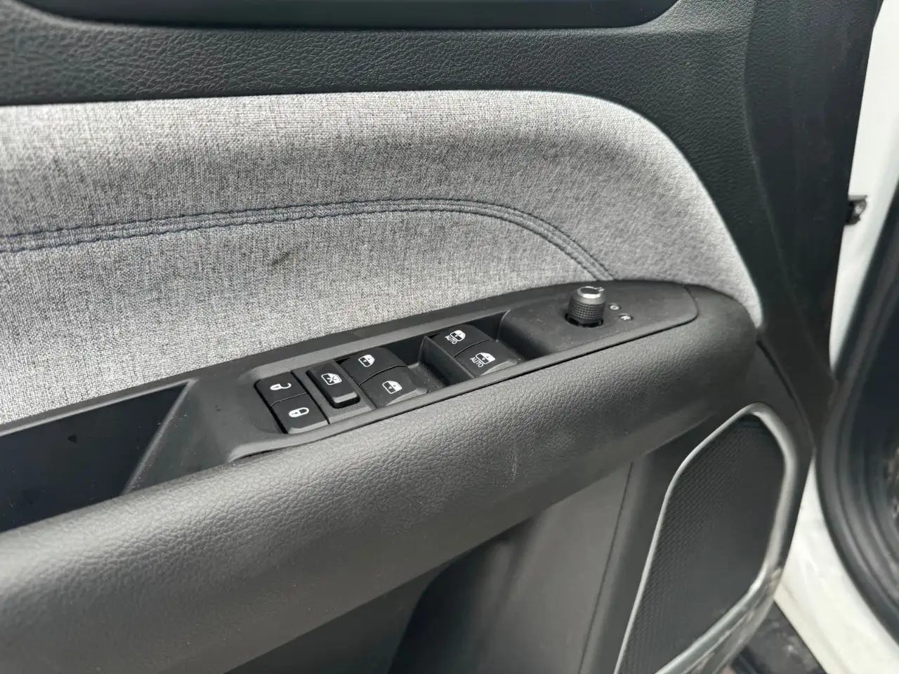 Jeep Compass - Image 12