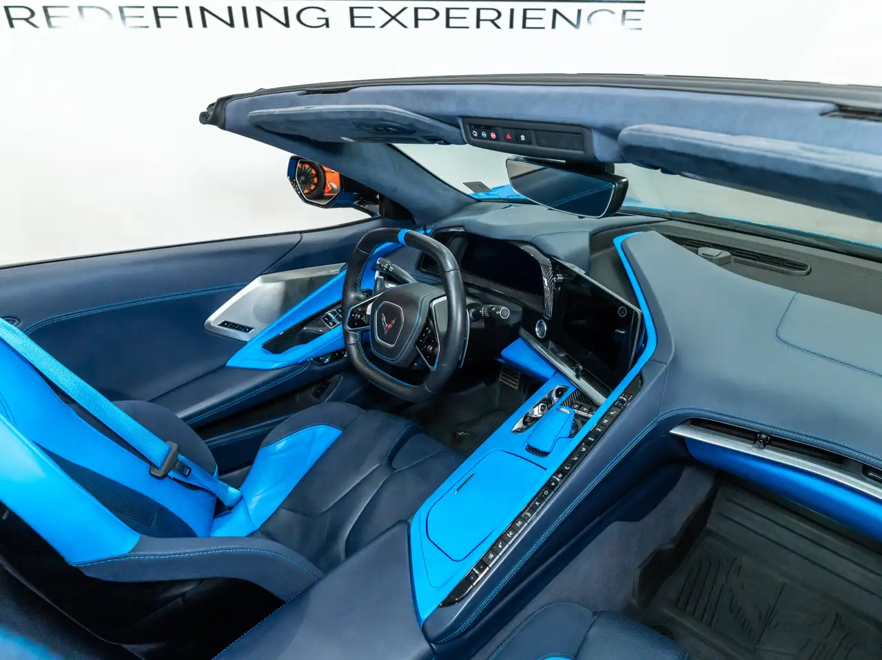 Chevrolet Corvette - Image 12