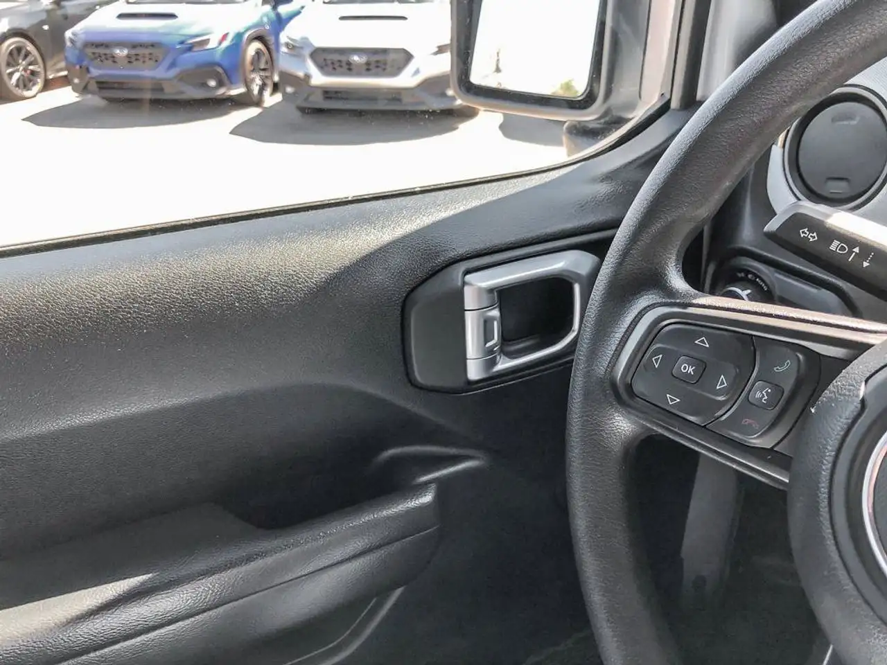 Jeep Wrangler - Image 19