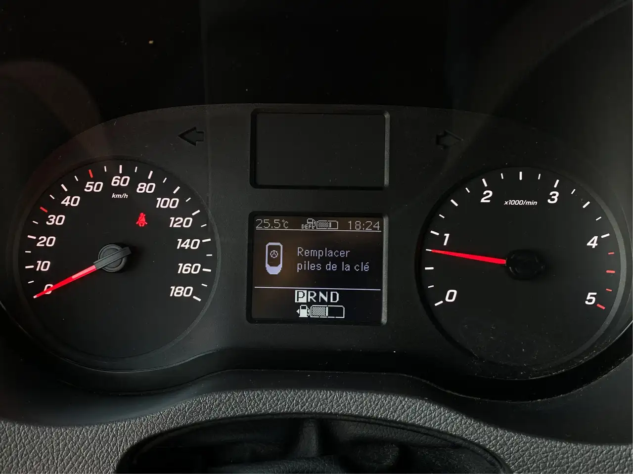 Mercedes-Benz Sprinter - Image 15